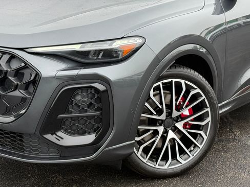 New 2026 Audi SQ5 Prestige AWD/4WD image 2
