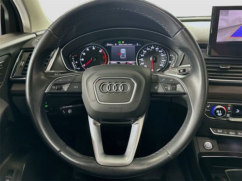 Used 2022 Audi Q5 2.0T Premium w/ Convenience Package image 12