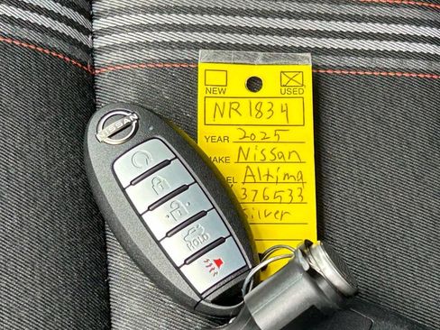 Certified 2025 Nissan Altima 2.5 SR FWD image 53