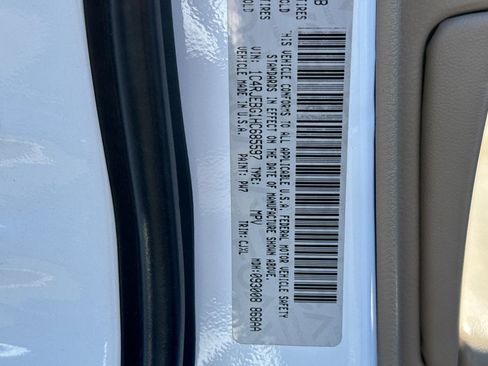 Used 2017 Jeep Grand Cherokee Limited RWD image 53