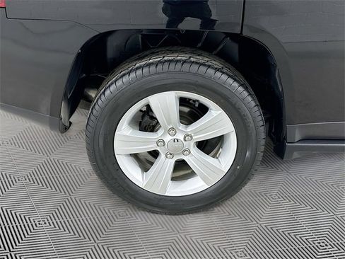Used 2015 Jeep Compass High Altitude image 31