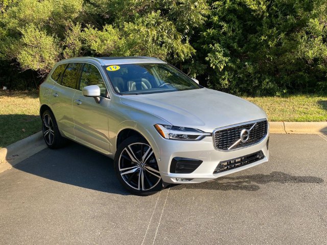 Used 2019 Volvo XC60 T5 R-Design FWD image 1