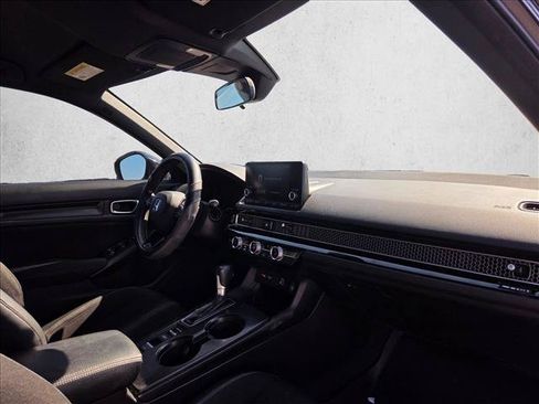 Used 2022 Honda Civic Sport image 16