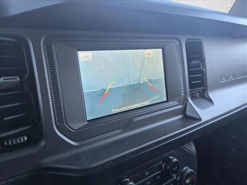 Used 2023 Ford Bronco Outer Banks w/ Sasquatch Package image 17