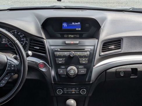 Used 2019 Acura ILX FWD image 16