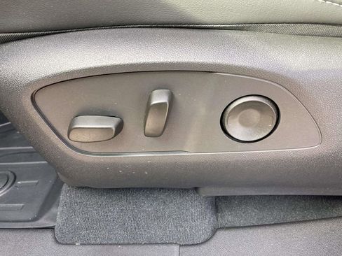 New 2026 Chevrolet Silverado EV LT AWD/4WD image 17