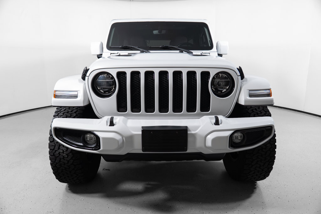 Used 2022 Jeep Wrangler Unlimited Sahara AWD/4WD image 18