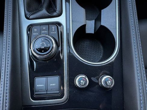 Used 2018 Nissan Maxima SR w/ Midnight Edition image 28