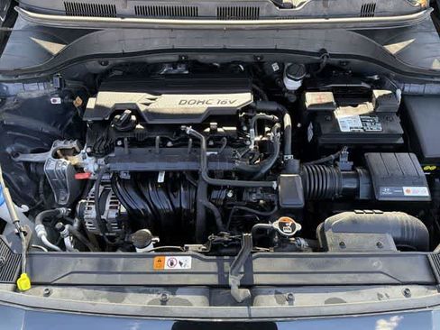 Certified 2022 Hyundai Kona SE AWD/4WD image 11