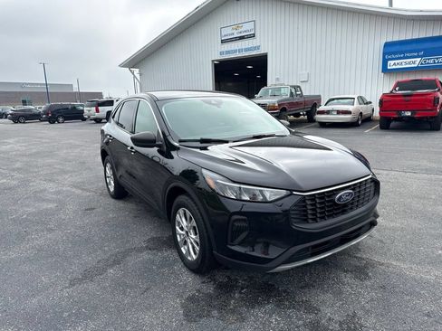 Used 2023 Ford Escape Active w/ Tech Pack #1 AWD/4WD image 7