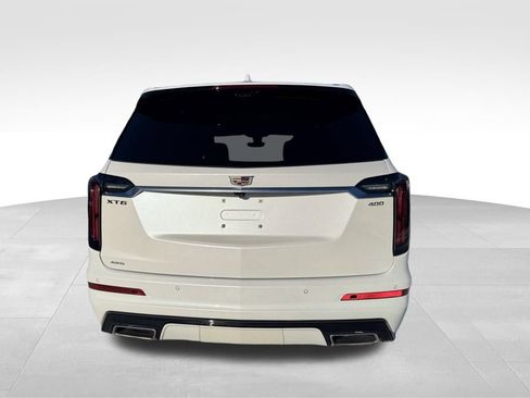 Used 2024 Cadillac XT6 Sport w/ Technology Package AWD/4WD image 7