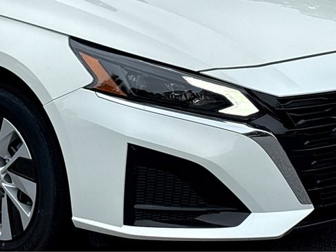 New 2025 Nissan Altima 2.5 S image 24