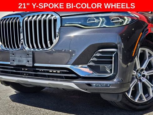 Used 2021 BMW X7 xDrive40i w/ Premium Package image 2
