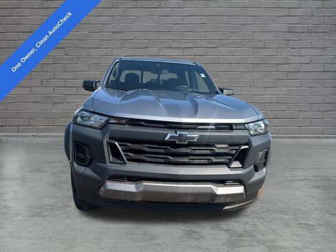 Used 2023 Chevrolet Colorado Trail Boss w/ Advanced Trailering Package AWD/4WD image 2