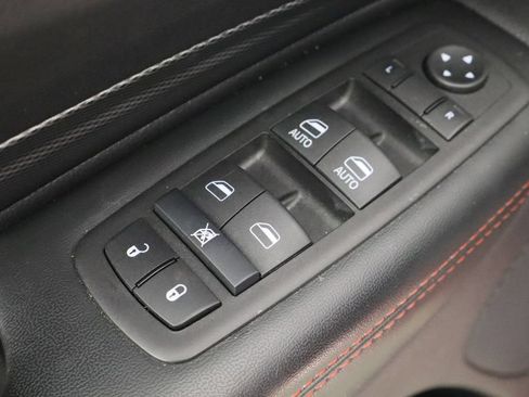 Used 2025 Dodge Durango GT AWD/4WD image 22