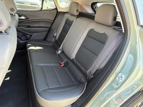 New 2026 Chevrolet Trax ACTIV w/ Driver Confidence Package FWD image 21