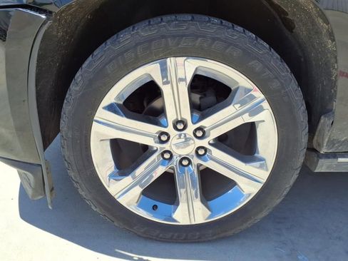 Used 2019 Cadillac Escalade Premium Luxury image 10