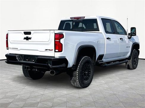 New 2026 Chevrolet Silverado 2500 ZR2 image 6