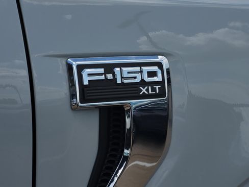 Used 2023 Ford F150 XLT AWD/4WD image 6