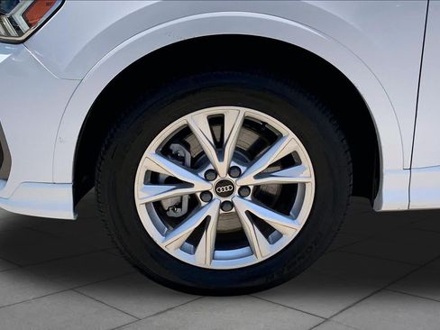 Used 2025 Audi Q3 2.0T Premium AWD/4WD image 11