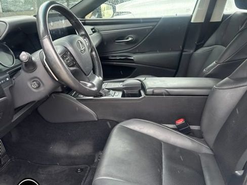 Used 2022 Lexus ES 350 w/ Premium Package FWD image 6