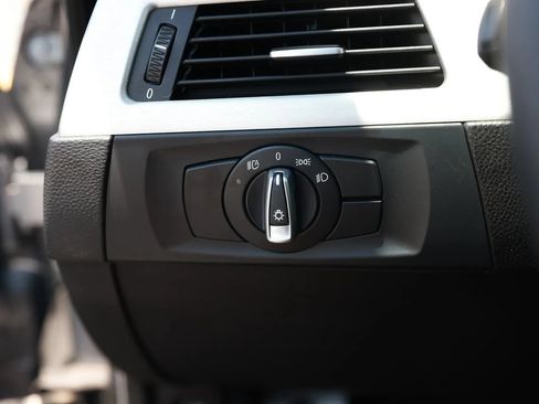 Used 2011 BMW M3 Coupe RWD image 46