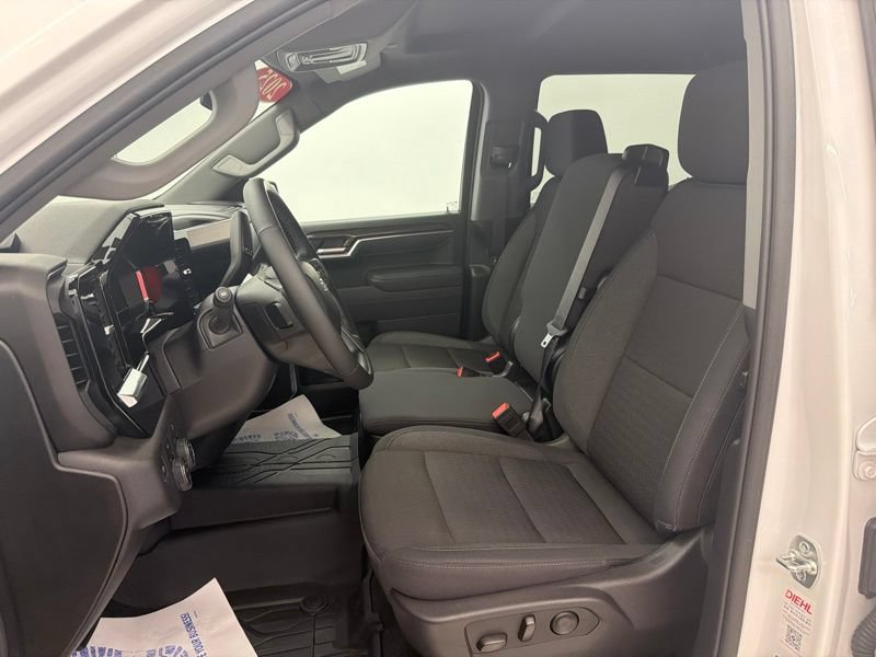 Used 2025 Chevrolet Silverado 1500 RST w/ Rally Edition AWD/4WD image 17