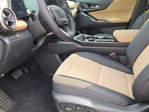 New 2026 Chevrolet Equinox ACTIV FWD image 13