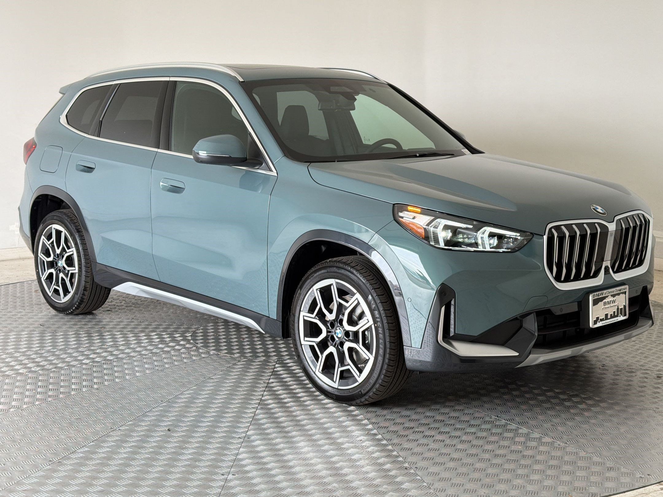 New 2026 BMW X1 xDrive28i w/ Technology Package AWD/4WD image 7