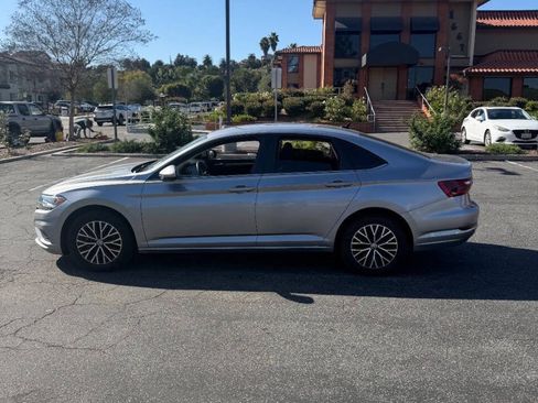 Used 2021 Volkswagen Jetta S FWD image 8