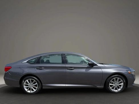 Used 2022 Honda Accord LX image 3