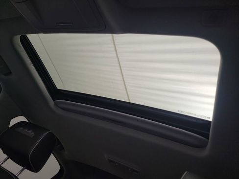 Used 2019 Chevrolet Silverado 3500 High Country w/ Duramax Plus Package image 12