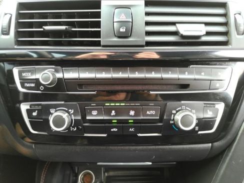 Used 2019 BMW M4 CS w/ Executive Package image 38