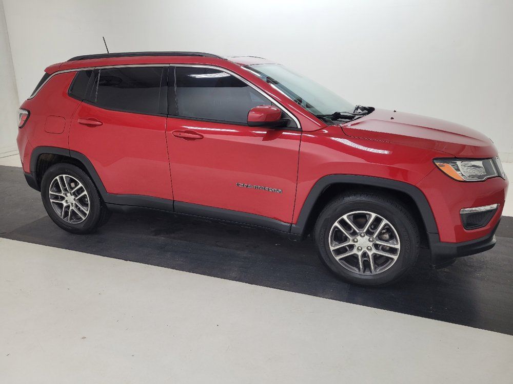 Used 2019 Jeep Compass Latitude w/ Popular Equipment Group FWD image 11