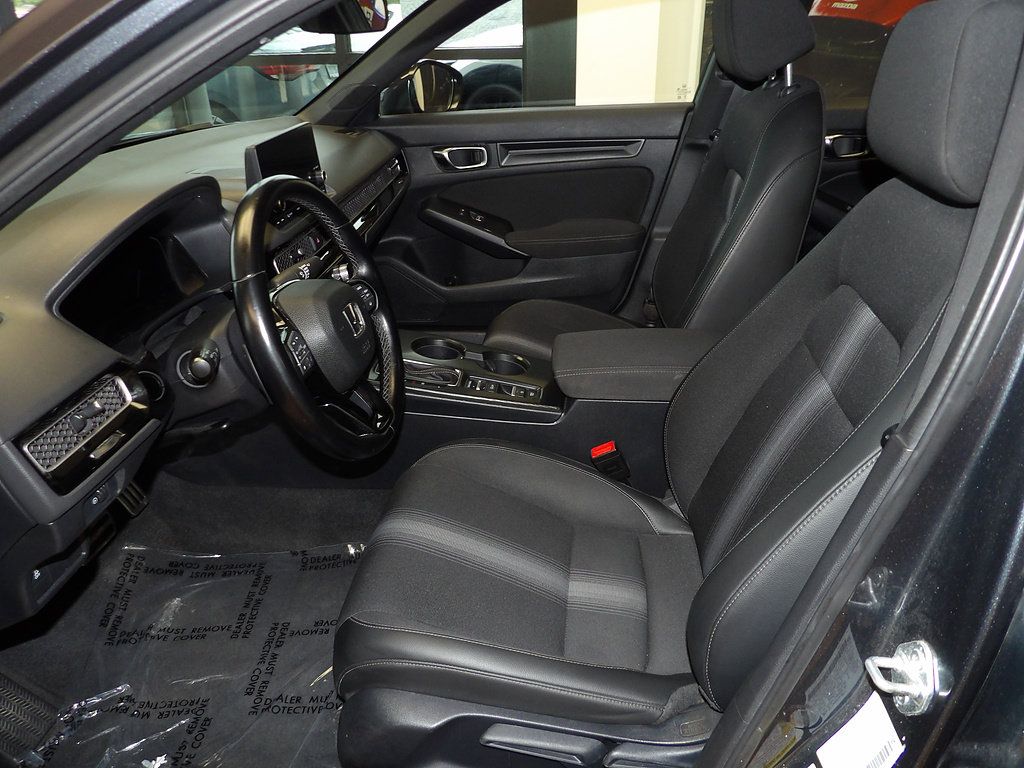 Used 2025 Honda Civic Sport image 25