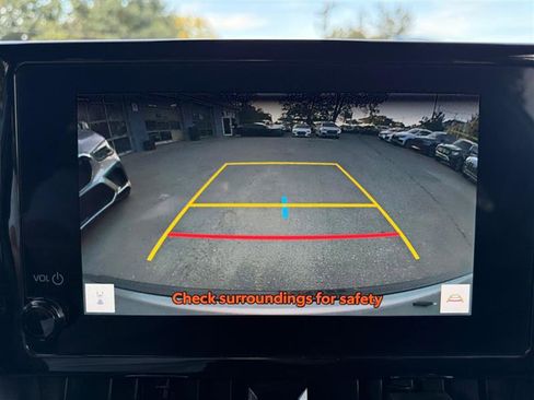 Used 2023 Toyota Corolla Cross HYBRID XSE image 21