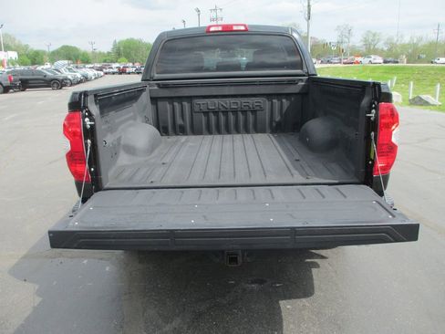 Used 2015 Toyota Tundra Limited w/ Limited Premium Package image 7