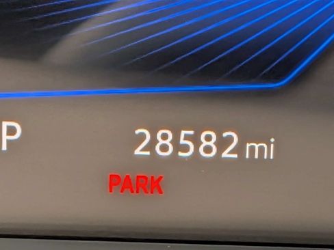 Used 2023 Volkswagen Tiguan S FWD image 32