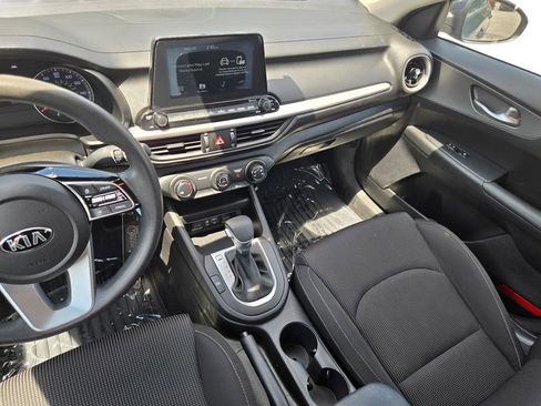Used 2020 Kia Forte LXS FWD image 20
