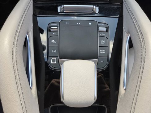 Used 2025 Mercedes-Benz GLE 350 4MATIC image 24