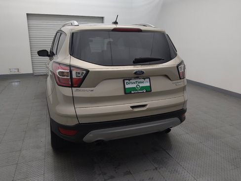 Used 2017 Ford Escape Titanium image 6