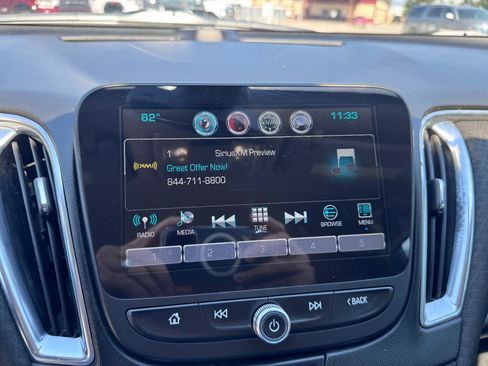 Used 2016 Chevrolet Malibu LT FWD image 28