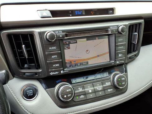 Used 2014 Toyota RAV4 Limited w/ Technology Package FWD image 20