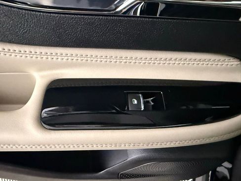 New 2026 Lincoln Corsair Premiere image 28