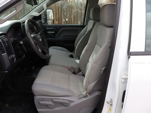 Used 2016 Chevrolet Silverado 2500 W/T image 19