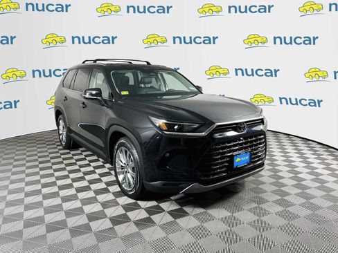 Used 2024 Toyota Grand Highlander AWD image 1