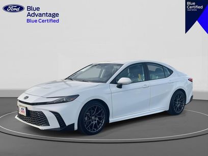Used 2025 Toyota Camry SE w/ Convenience Package