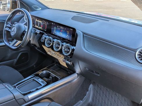 Used 2025 Mercedes-Benz GLA 250 image 34