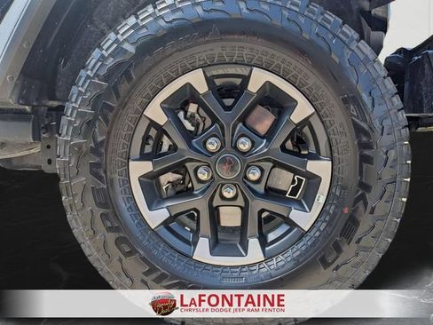 Certified 2026 Jeep Gladiator Rubicon AWD/4WD image 31