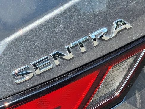 Used 2024 Nissan Sentra S FWD image 11